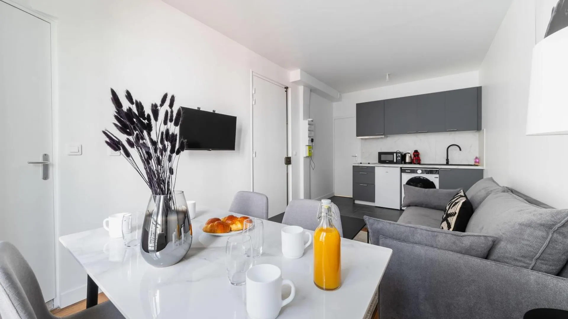 2 Pieces Refait Neuf Metro Jaures - 19 - 4p - Flat-guest